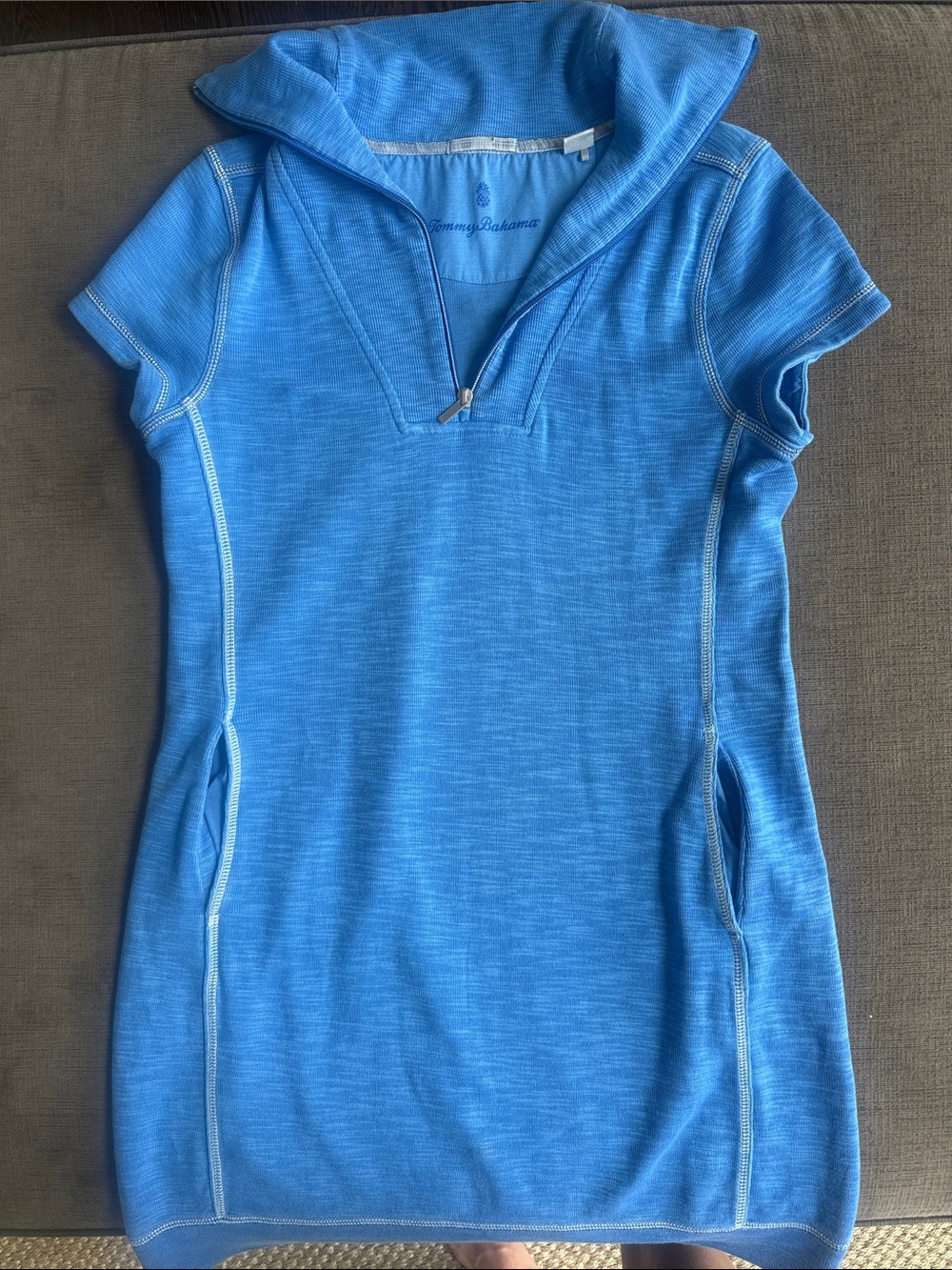 Tommy Bahama Sky Blue Short Sleeve Hoodie Dress small